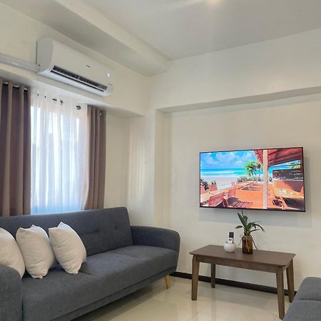The Penthouse Suite Мактан Екстериор снимка