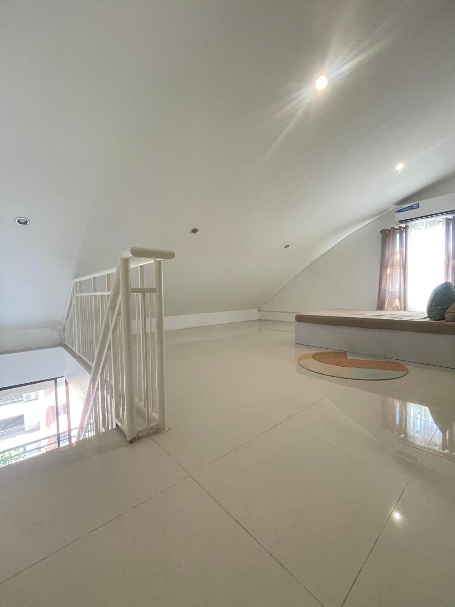 The Penthouse Suite Мактан Екстериор снимка